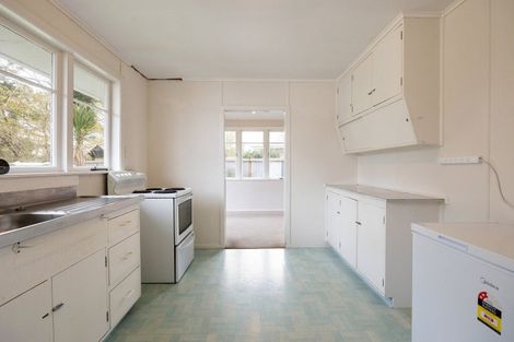 Photo of property in 11 Keitha Place, Glenview, Hamilton, 3206