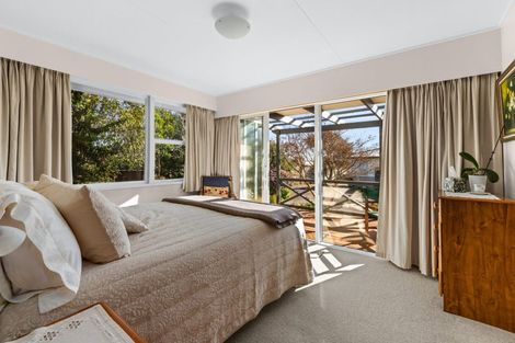 Photo of property in 9 James Cook Street, Havelock North, 4130