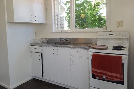 Photo of property in 4 Amberley Grove, Hutt Central, Lower Hutt, 5010