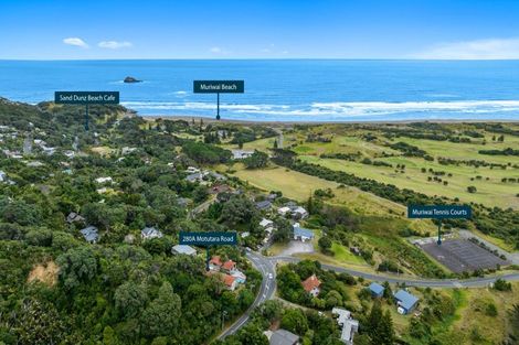Photo of property in 280a Motutara Road, Muriwai, Waimauku, 0881