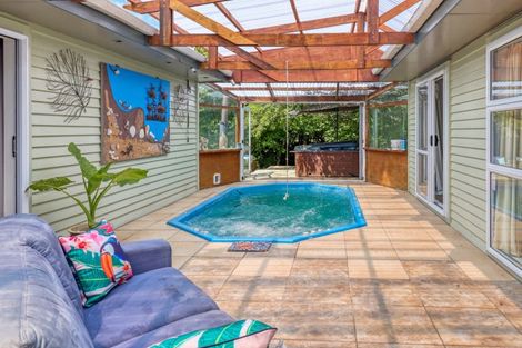 Photo of property in 8 Ingram Road, Waerengaahika, Gisborne, 4071