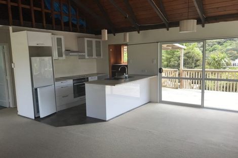 Photo of property in 37 Bay View Road, Whangarei Heads, Whangarei, 0174