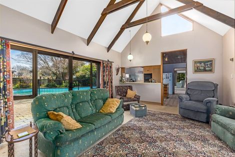 Photo of property in 14 Ngarara Road, Waikanae, 5036