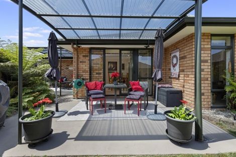 Photo of property in 56 Winchester Place, Rototuna North, Hamilton, 3210