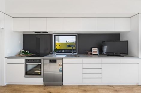 Photo of property in 6/283 Brougham Street, Sydenham, Christchurch, 8023