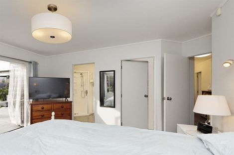 Photo of property in 27 Maurice Borich Place, Henderson, Auckland, 0610