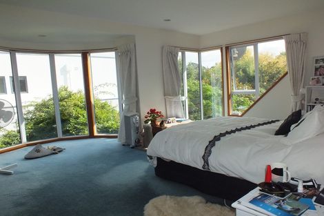 Photo of property in 11 Brockhall Lane, Avonhead, Christchurch, 8042