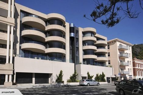 Photo of property in 9/310 Oriental Parade, Oriental Bay, Wellington, 6011