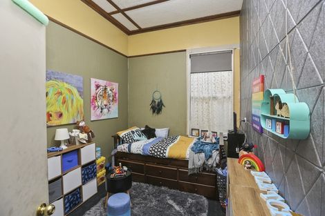 Photo of property in 142 Juliet Street, Stratford, 4332