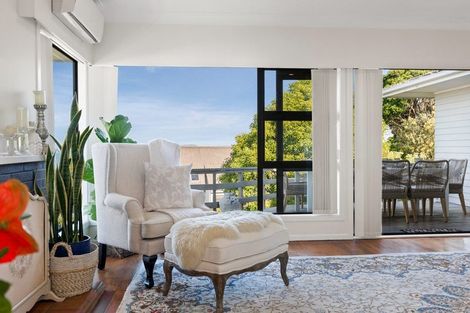 Photo of property in 213 Hobsonville Road, Hobsonville, Auckland, 0618