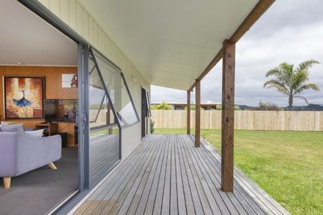 Photo of property in 76 Jack Boyd Drive, Mangawhai Heads, Mangawhai, 0573