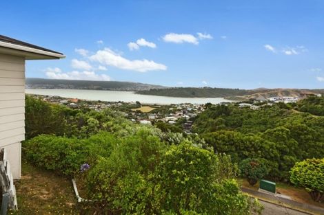 Photo of property in 14 Solway Place, Papakowhai, Porirua, 5024