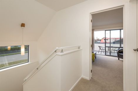 Photo of property in 33a Van Asch Street, Sumner, Christchurch, 8081