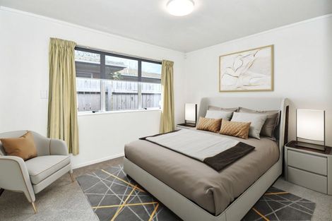 Photo of property in 2/15 East Street, Papakura, 2110