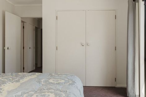 Photo of property in 89 Kakariki Grove, Waikanae, 5036