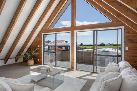 Photo of property in 80b Percy Road, Papamoa Beach, Papamoa, 3118