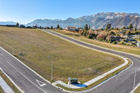 Photo of property in 31 Koreke Loop, Lake Hawea, 9382