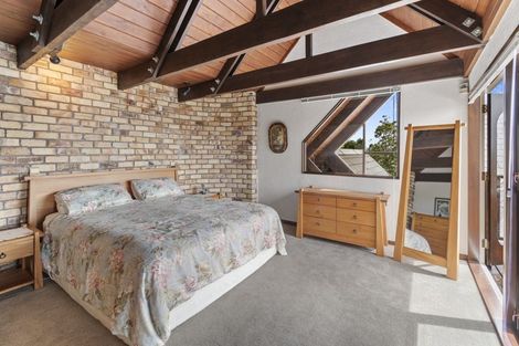 Photo of property in 19 Clyside Avenue, Half Moon Bay, Auckland, 2012