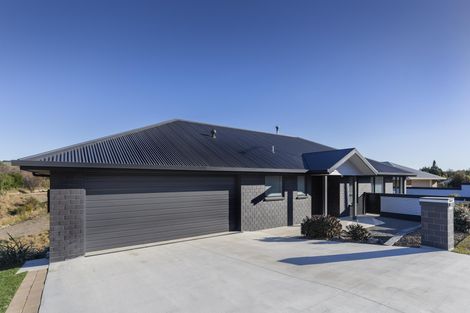 Photo of property in 13 Grove Avenue, Weston, Oamaru, 9401