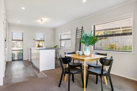 Photo of property in 11 Kahuparere Crescent, Pyes Pa, Tauranga, 3112