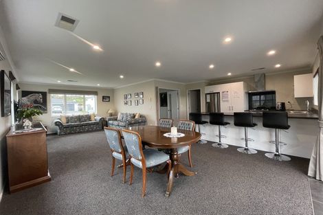 Photo of property in 10 Belize Grove, Grenada Village, Wellington, 6037