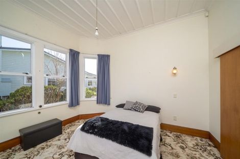 Photo of property in 9 Lupton Street, Waverley, 4510