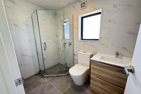 Photo of property in 22d Toru Street, Te Atatu Peninsula, Auckland, 0610