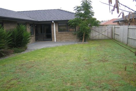 Photo of property in 25 Grabella Place, Papamoa Beach, Papamoa, 3118