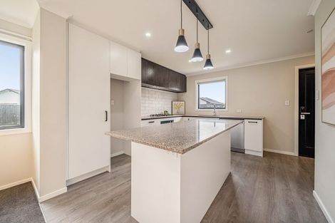 Photo of property in 52 Mawai Hakona Drive, Wallaceville, Upper Hutt, 5018