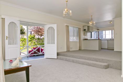 Photo of property in 9 Greenwich Street, Richmond Heights, Taupo, 3330