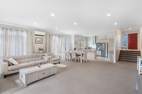 Photo of property in 13 Prospect Terrace, Silverdale, 0932