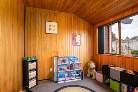 Photo of property in 68 Branch Road, Highlands Park, New Plymouth, 4312