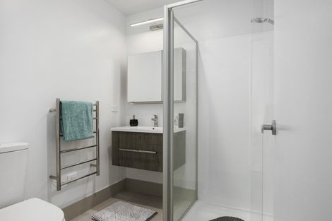 Photo of property in 20 Tahuhu Road, Mount Wellington, Auckland, 1062