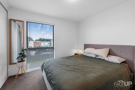 Photo of property in 28 Rahopuru Road, Westgate, Auckland, 0614