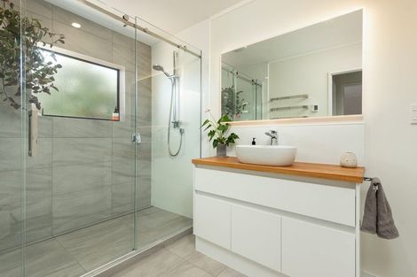 Photo of property in 228a Valley Road, Mount Maunganui, 3116