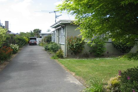 Photo of property in 1/17 Sturrocks Road, Redwood, Christchurch, 8051