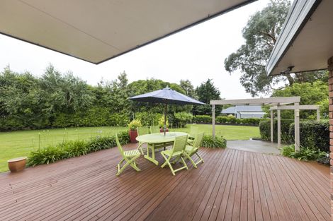 Photo of property in 234 Polson Hill Drive, Aokautere, Palmerston North, 4471