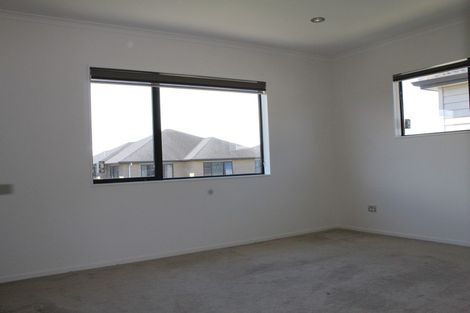 Photo of property in 11 Carrickdawson Drive, Flat Bush, Auckland, 2019