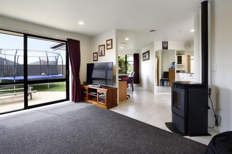 Photo of property in 18 Bremner Crescent, Stoke, Nelson, 7011