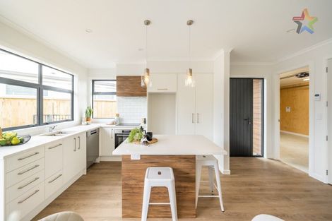 Photo of property in 10 Tarata Lane, Avalon, Lower Hutt, 5011