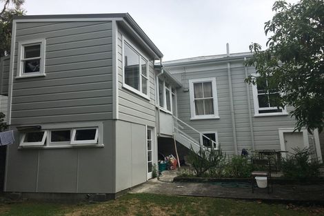 Photo of property in 19 Myrtle Crescent, Mount Cook, Wellington, 6021