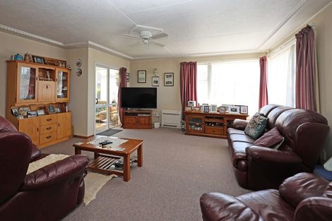 Photo of property in 42 Stuart Street, Holmes Hill, Oamaru, 9401