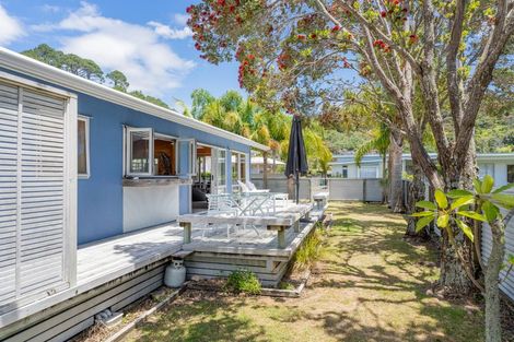 Photo of property in 21 Homestead Lane, Cooks Beach, Whitianga, 3591