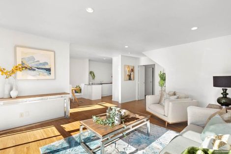 Photo of property in 16/61a Birkdale Road, Birkdale, Auckland, 0626