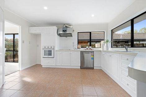 Photo of property in 26 Summermist Drive, Northpark, Auckland, 2013