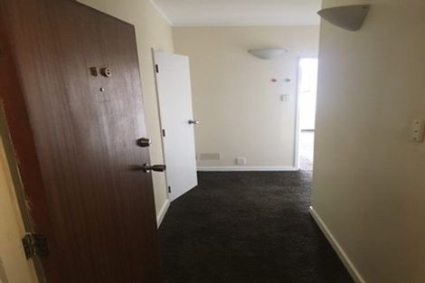 Photo of property in Hobson Court Flats, 16/70 Hobson Street, Thorndon, Wellington, 6011