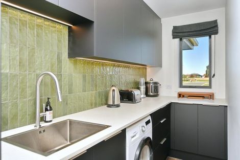 Photo of property in 3 Merino Crescent, Amberley, 7410