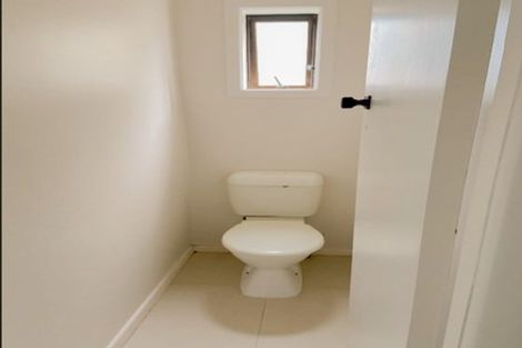 Photo of property in 1/24 Quebec Road, Milford, Auckland, 0620