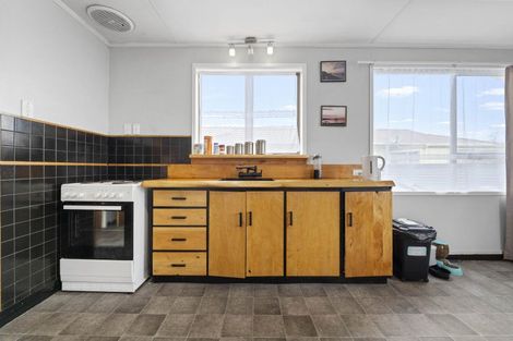 Photo of property in 12 Exeter Street, Stratford, 4332