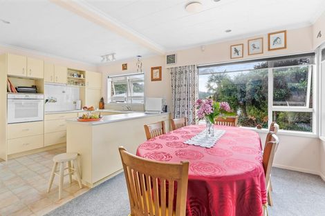 Photo of property in 1999 Ngunguru Road, Ngunguru, Whangarei, 0173